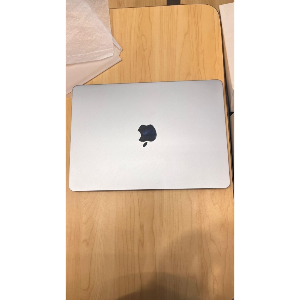 Apple MacBook Air M4 13 inch 16GB 512GB Second iBox Mulus Fullset Original Murah