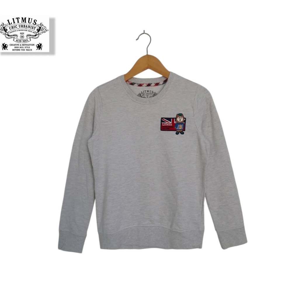 Crewneck Basic Litmus Light Grey (KODE : B161- 27)