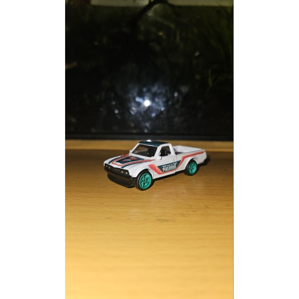 Hot Wheels Custom Datsun 620 Pickup 7 Eleven Ban Karet