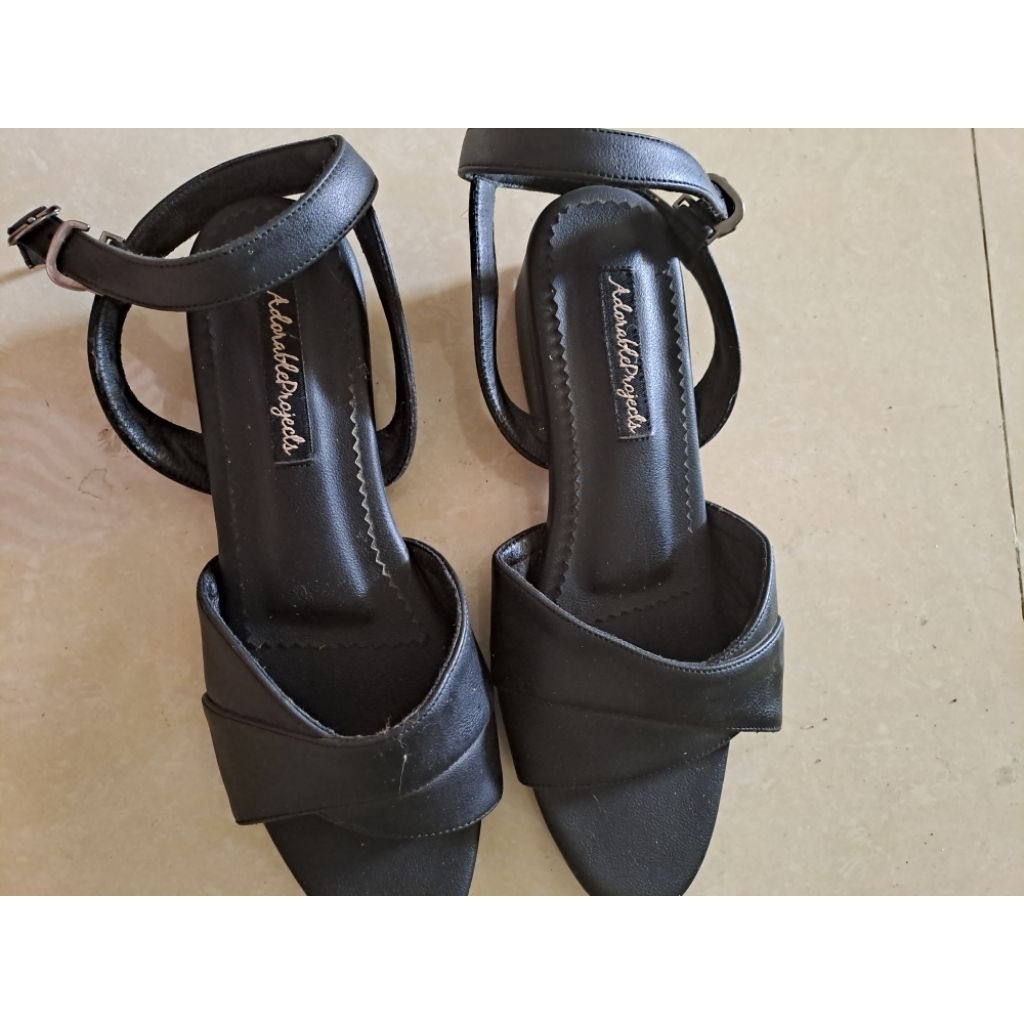 Sandal adorable project size 39 preloved