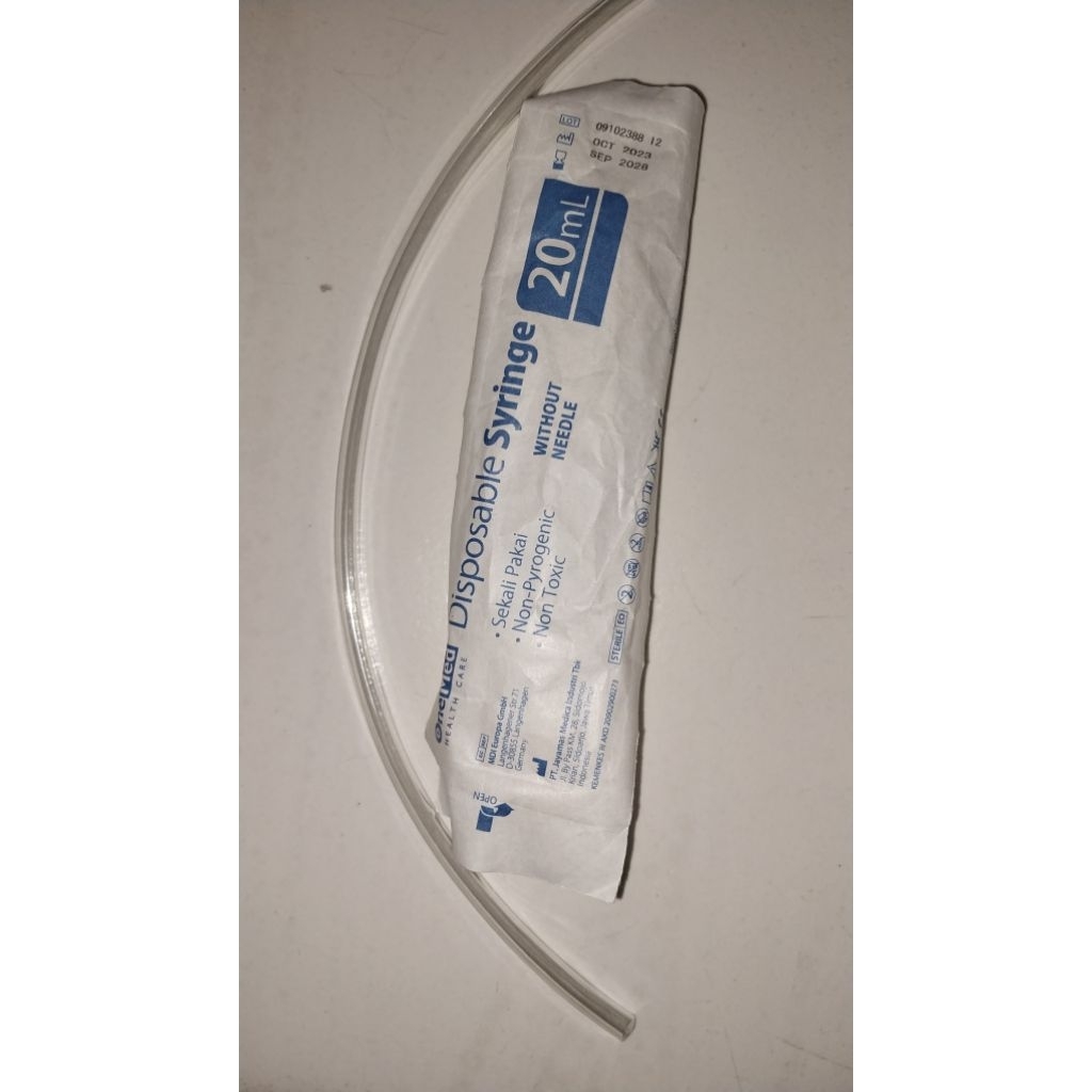 Jarum Suntik Neomed + Selang