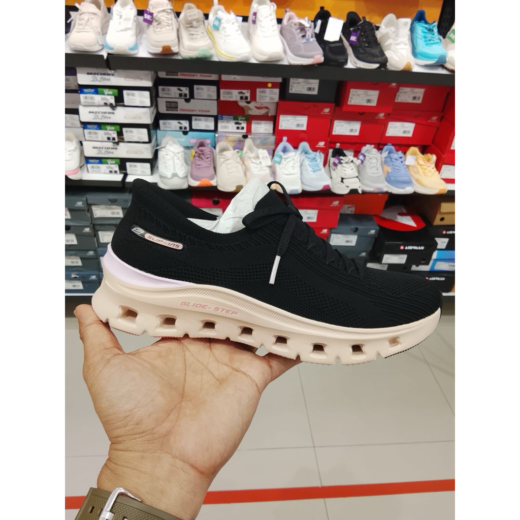 Skechers Glide Step Pro “Black”