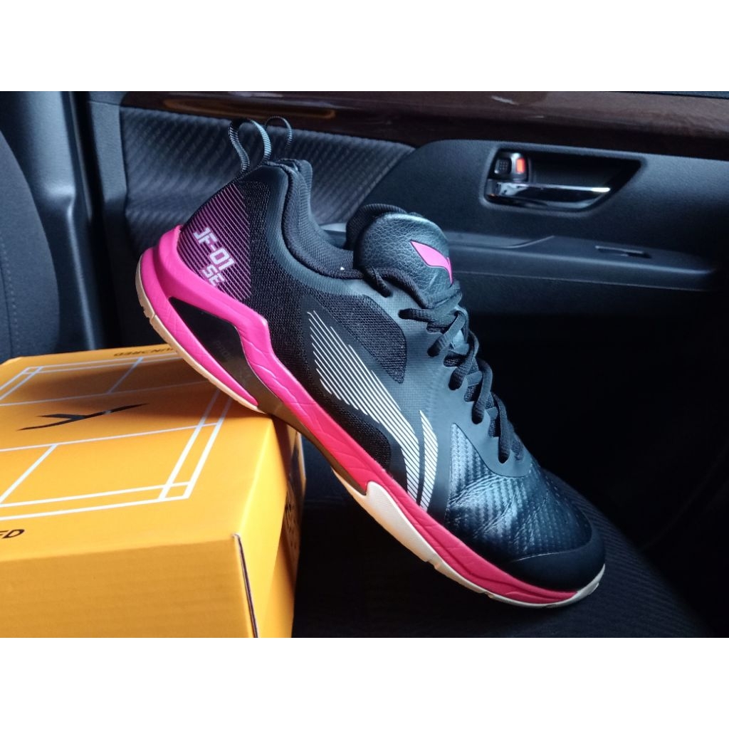 Sepatu badminton bekas second original lining jf-01 se