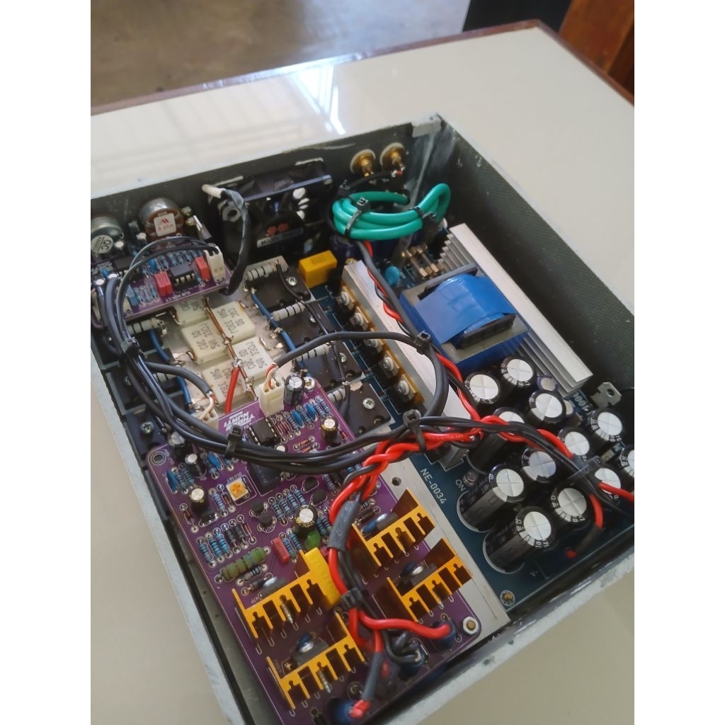 power mobil rakitan monoblock (khusus subwoofer)