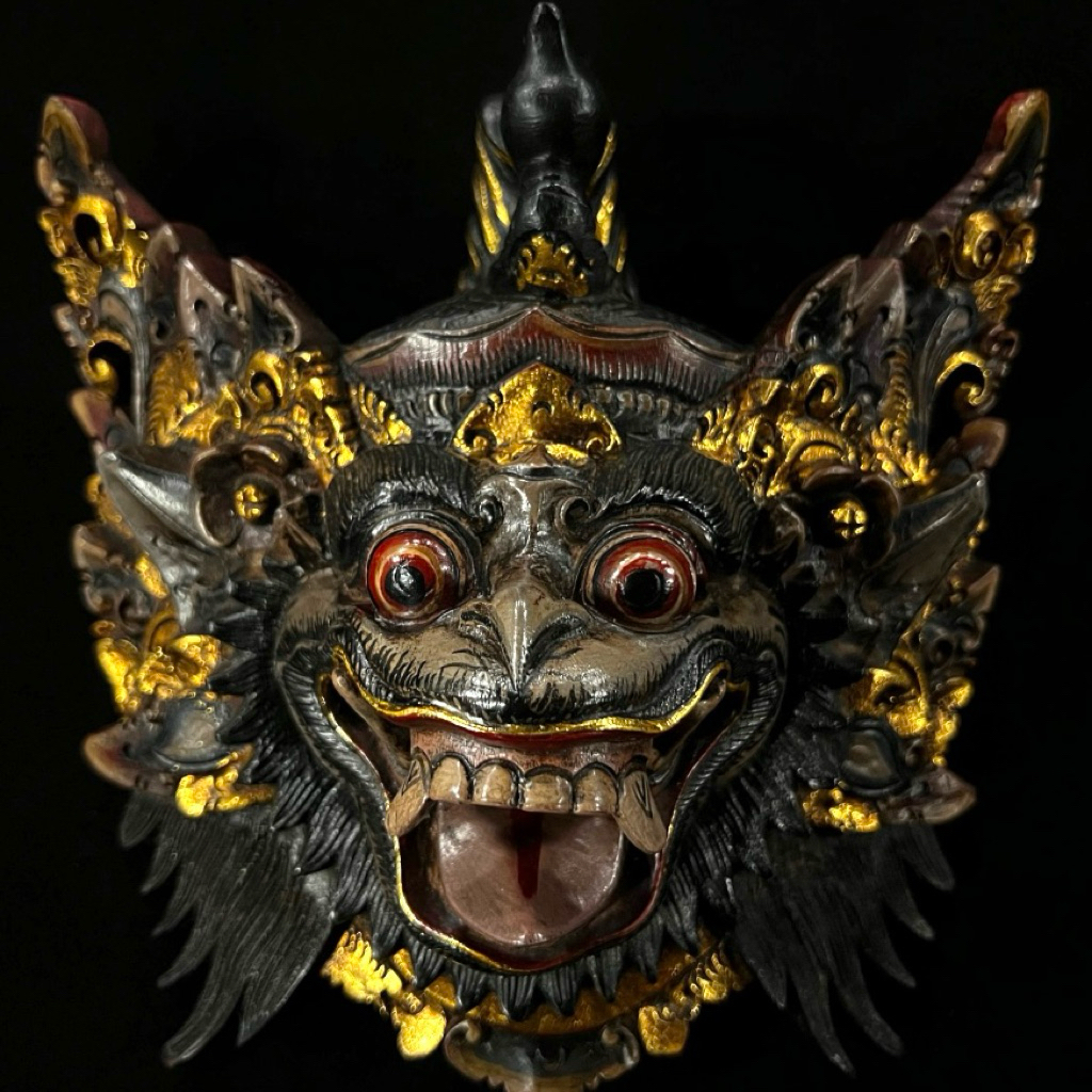 Topeng kayu hanoman bali