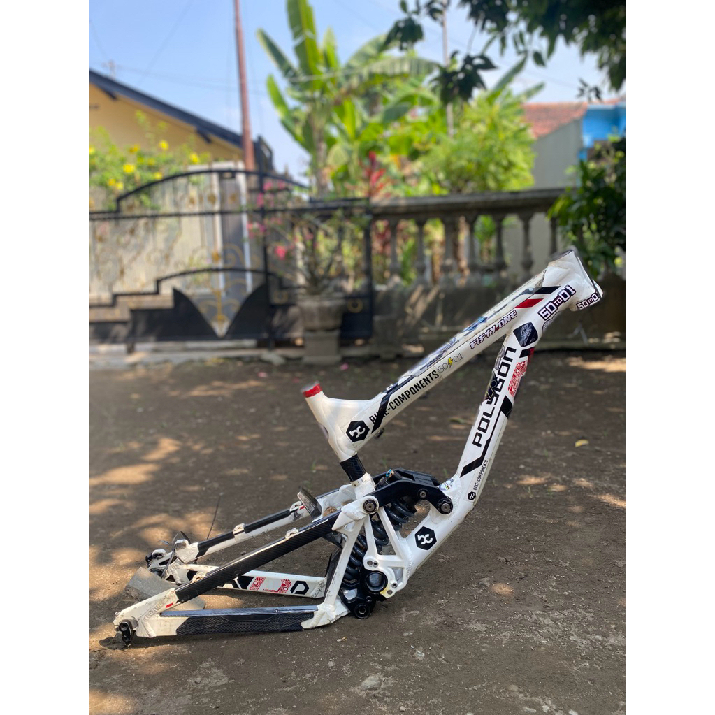 Frame Polygon Collosus DH2 26/27,5/S