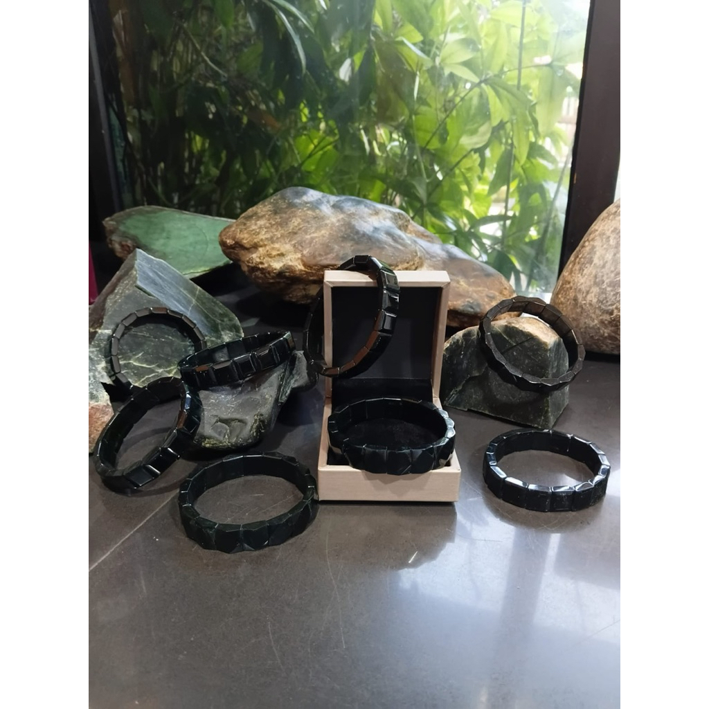 Gelang Batu Giok Aceh Black Jade