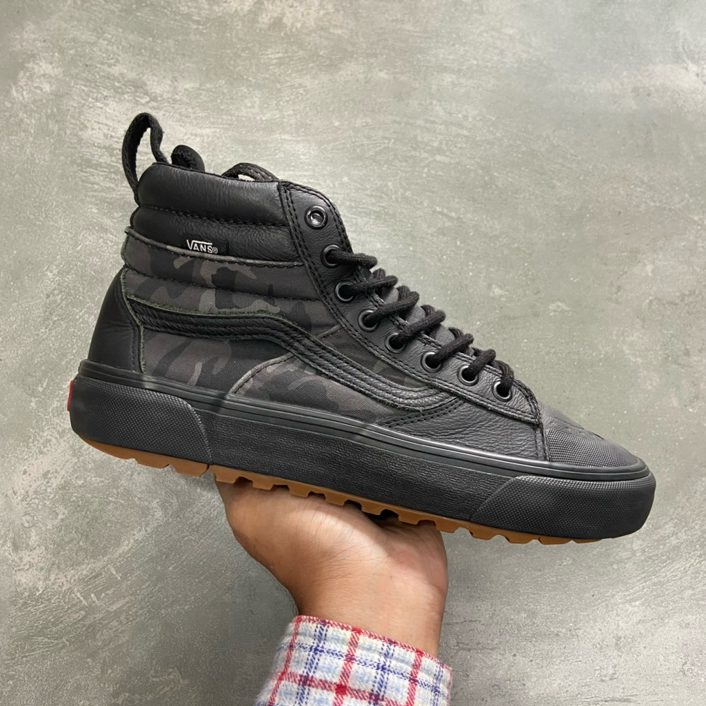 [Size 40] Vans Sk8-Hi MTE 2.0 DX Woodland Camo Core Black Leather Second Original. Harga Barunya 5 J