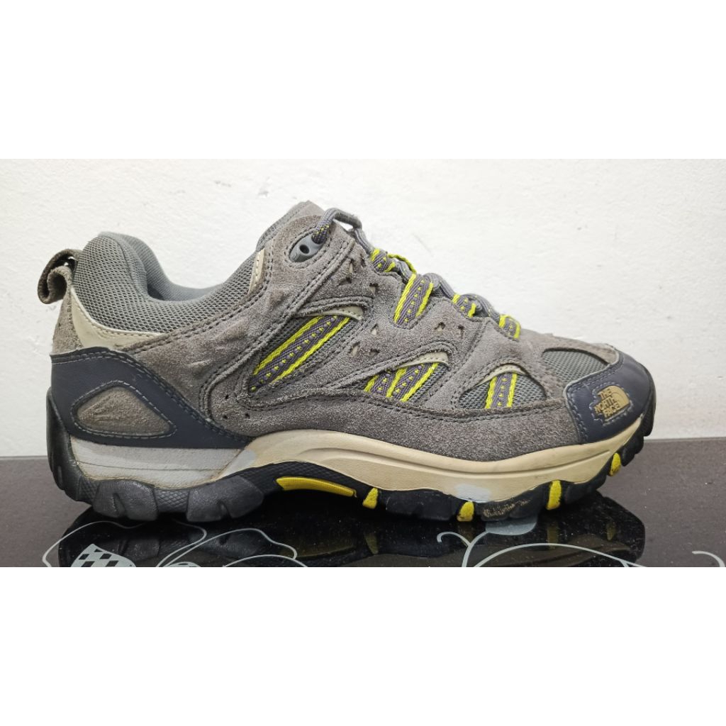 Sepatu Second Ori - TNF size 43