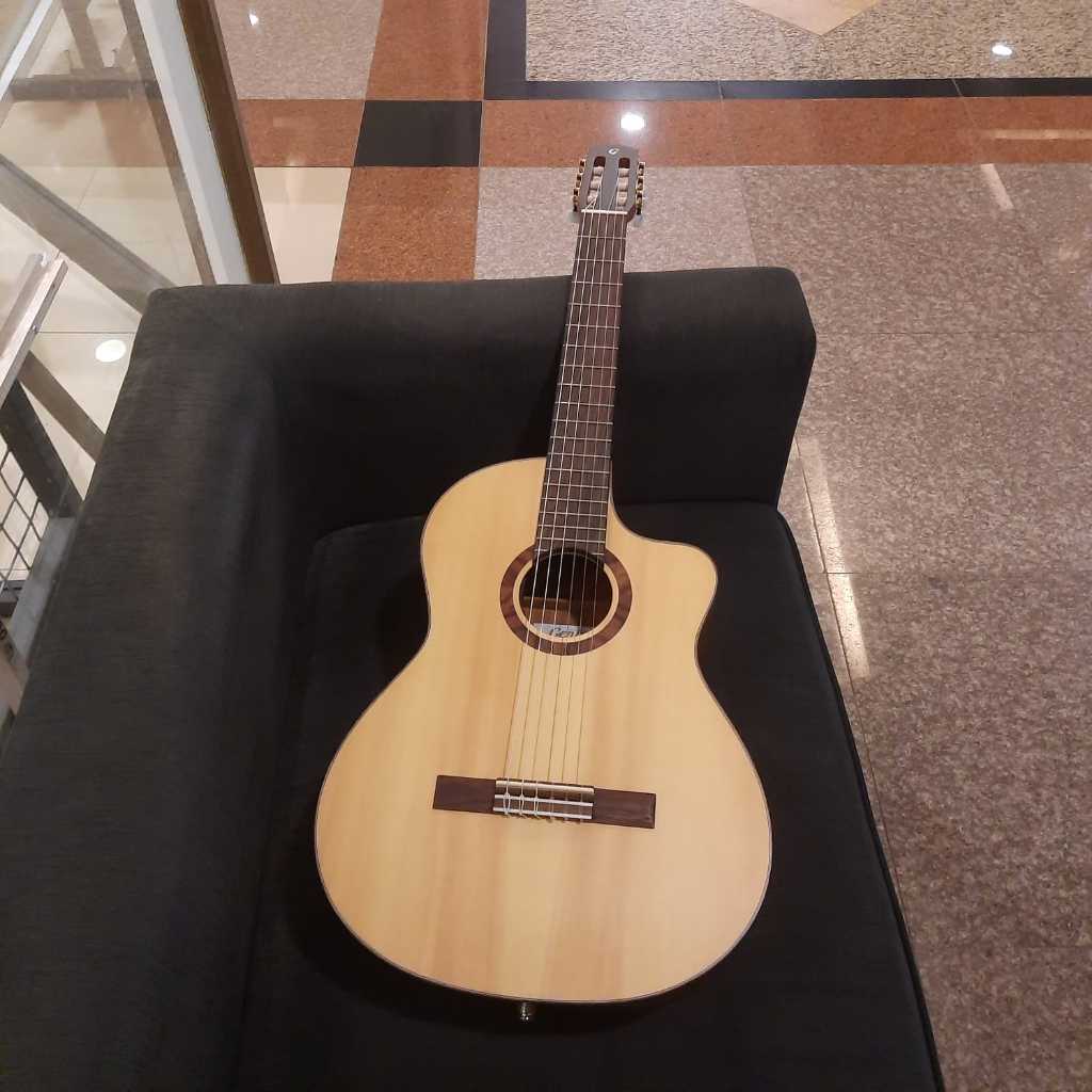 Genta C400CE LB All Solid Classical Nylon Electric Gitar