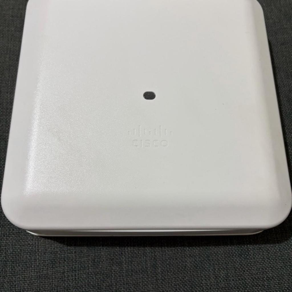 Cisco air-ap3802I-F-K9 wireless access point like new