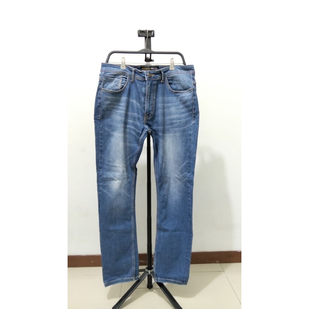 preloved jeans pria