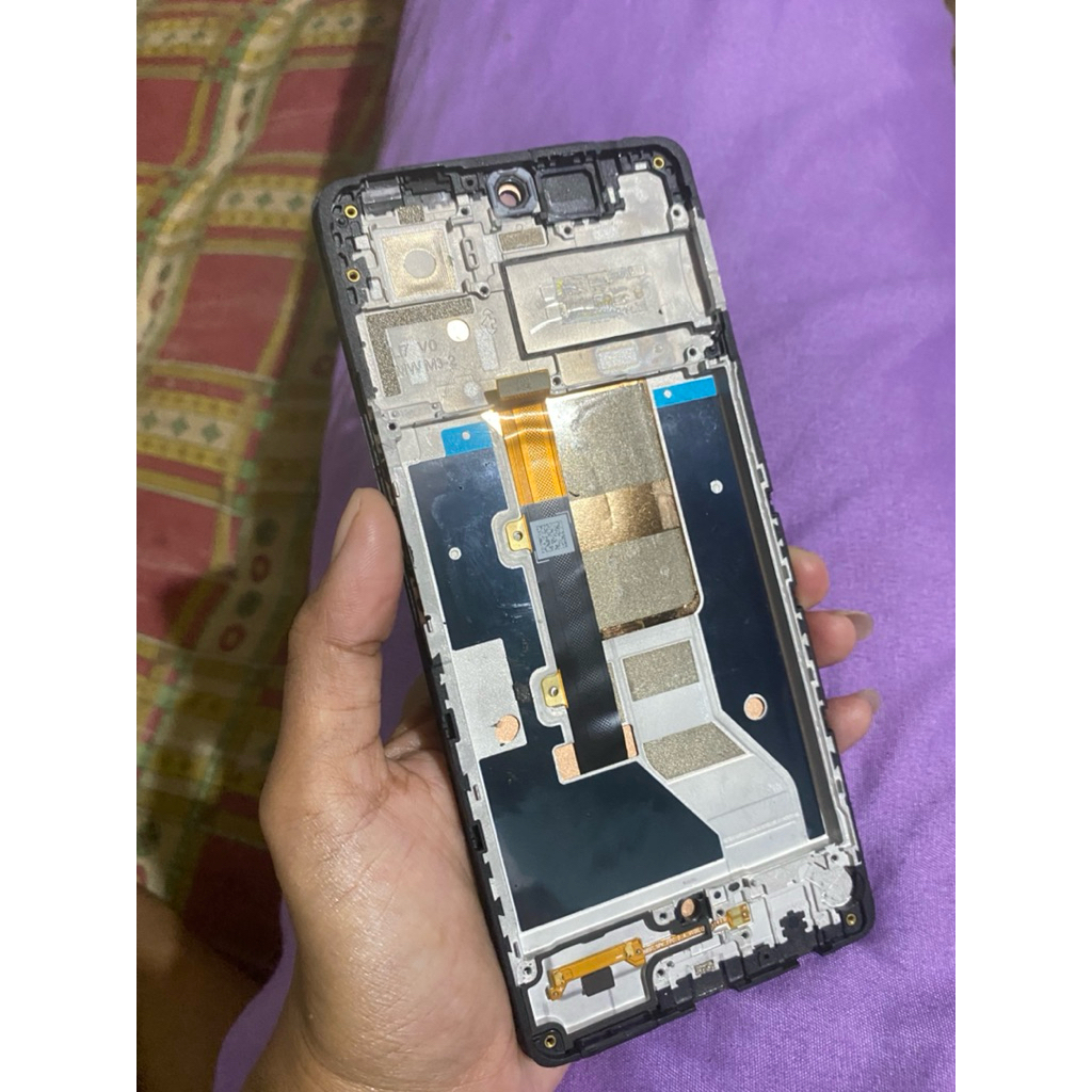 lcd tenco pova 6 lcd lokal bonus batrie dan yang di foto garansi hanya di lcd