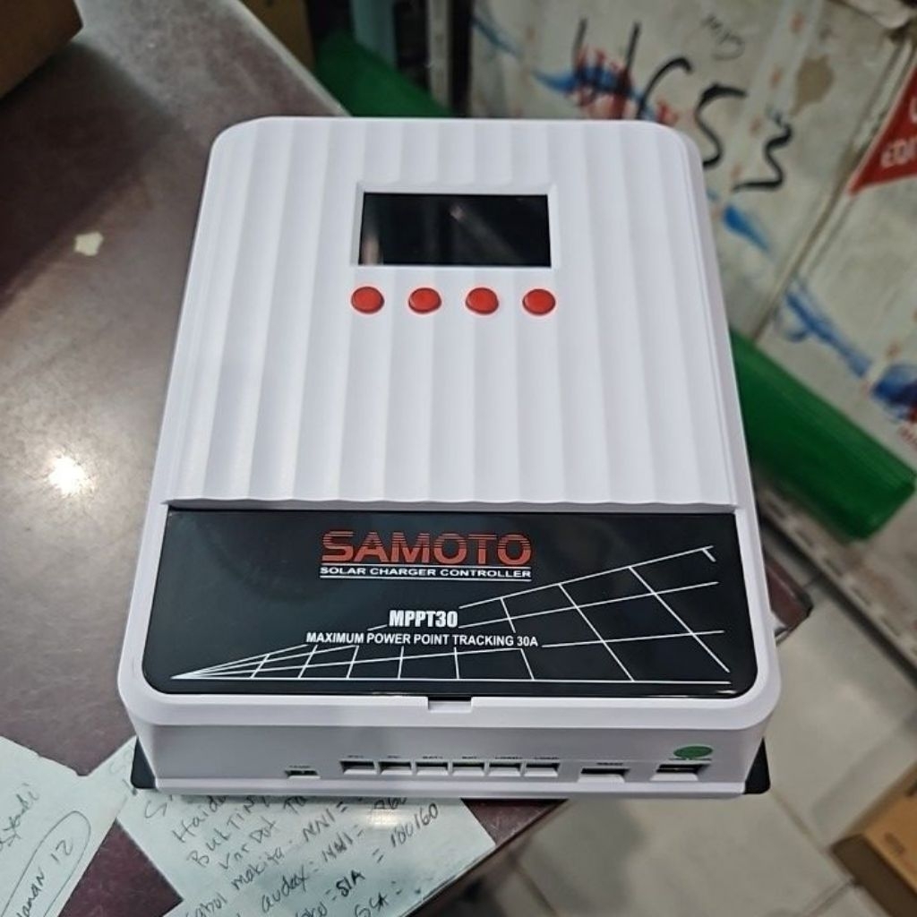 scc 30A MPPT SAMOTO SOLAR CHARGER CONTROLLER 12/24vol