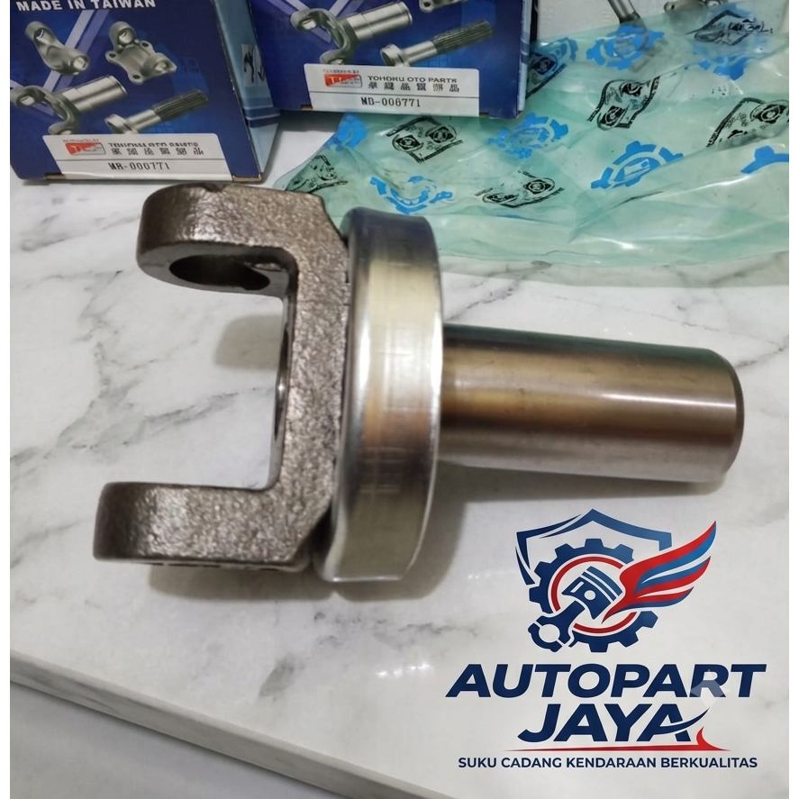 yoke sleve Mitsubishi L300 diesel