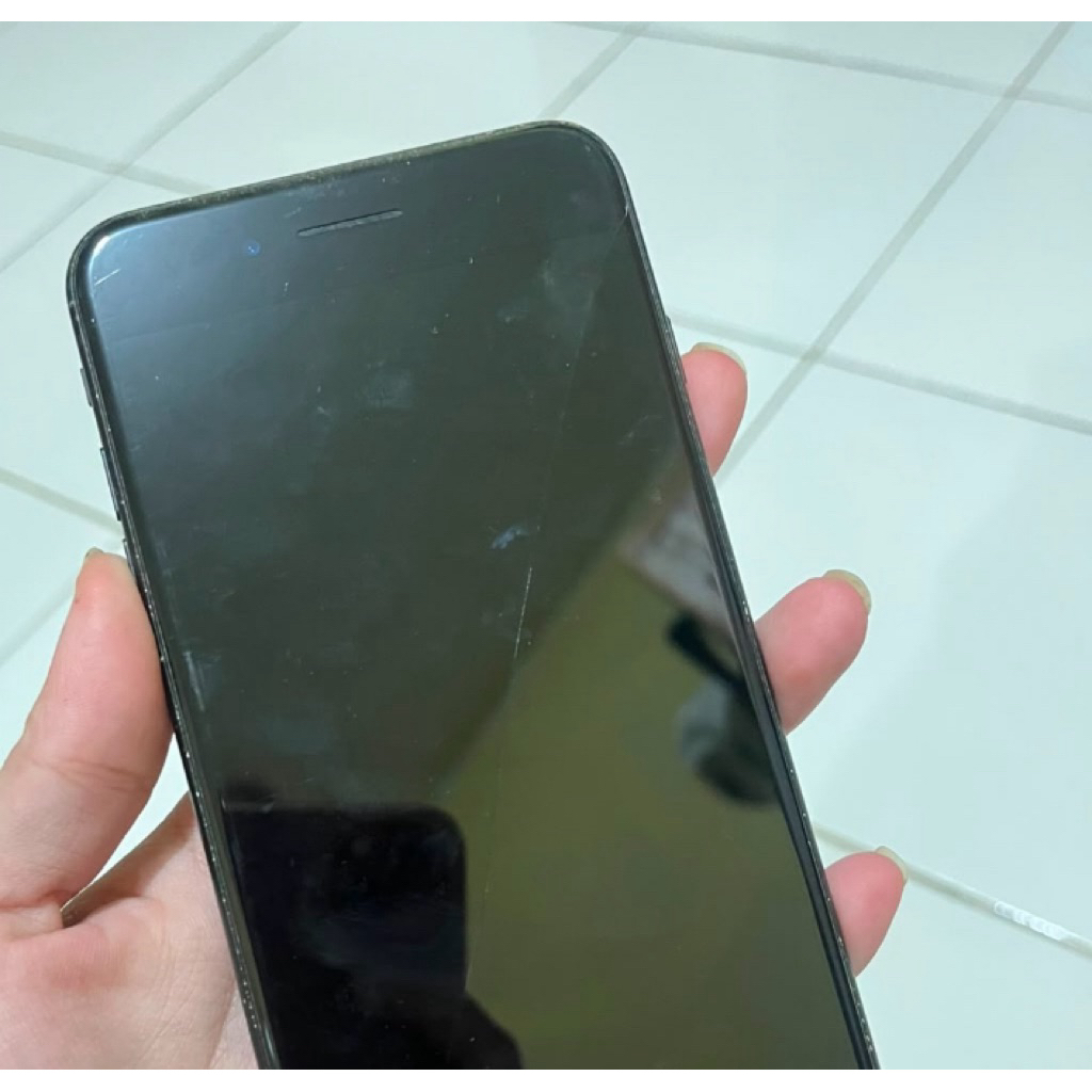 Ip 7+ minus lcd