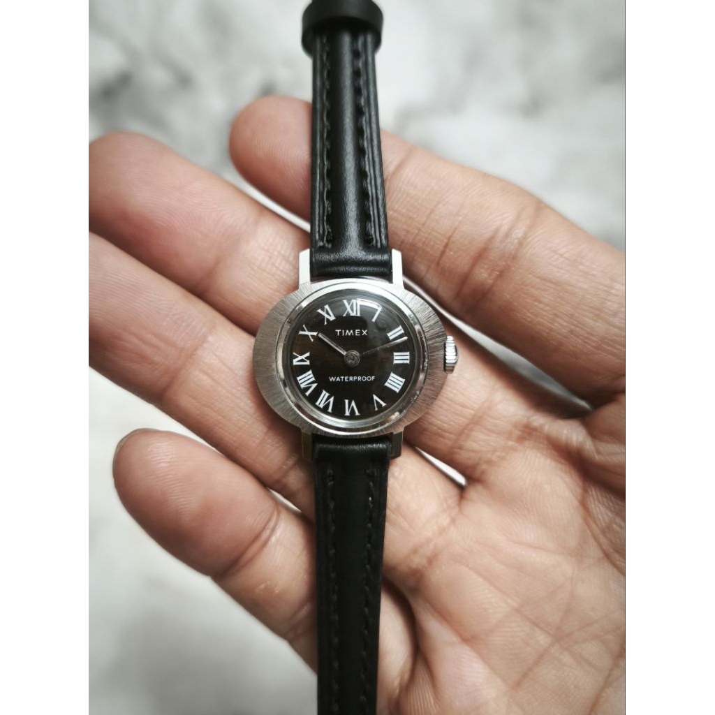 Timex UFO Dynamic eyeball Manual Winding buatan Prancis 1970  Ladies
