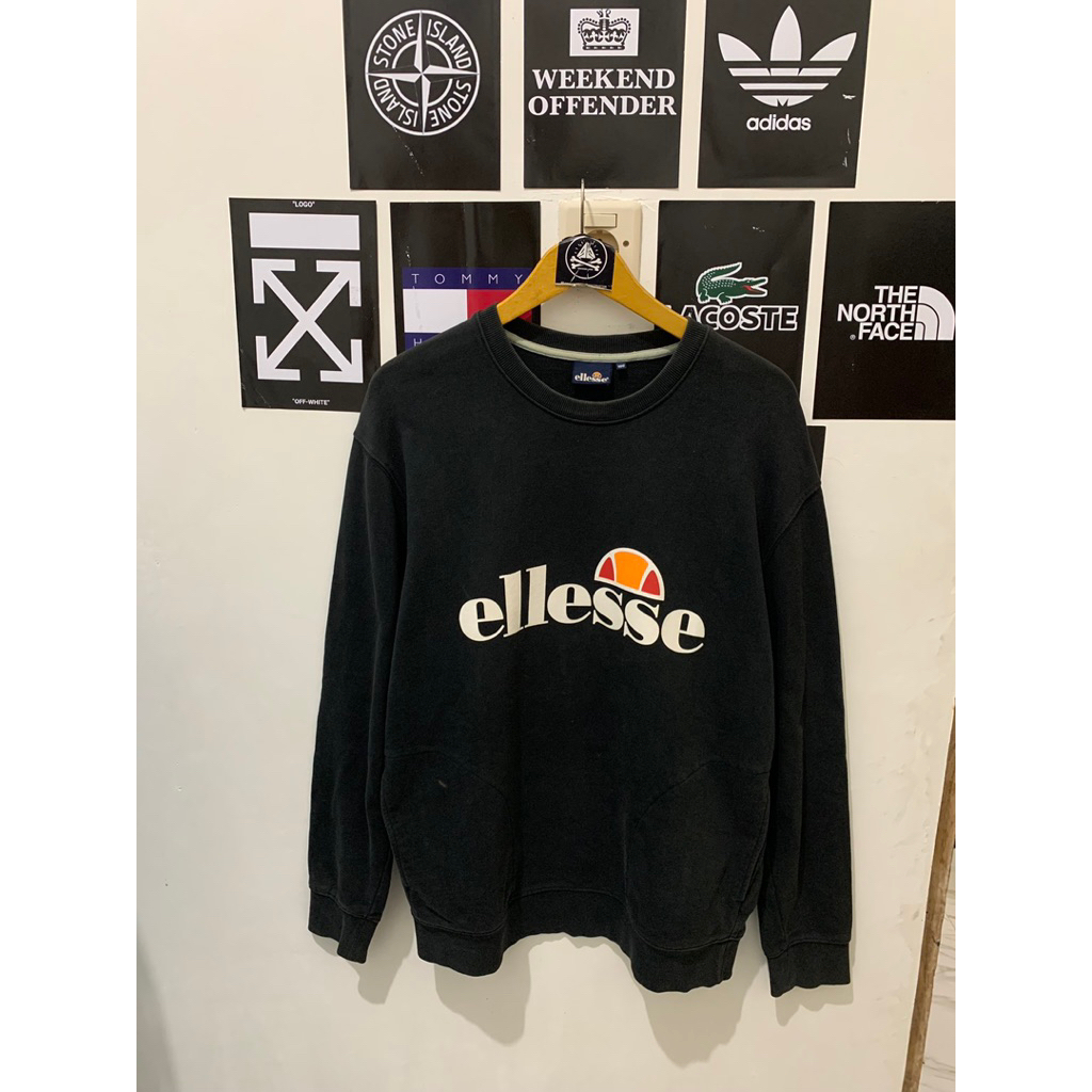 crewneck ellese