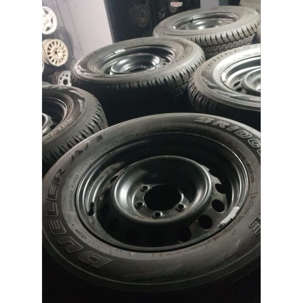 Velg kaleng OEM HILUX ring 17x7.5inch lobang 6x139.7 everest strada L200 pajero fortuner trooper bla