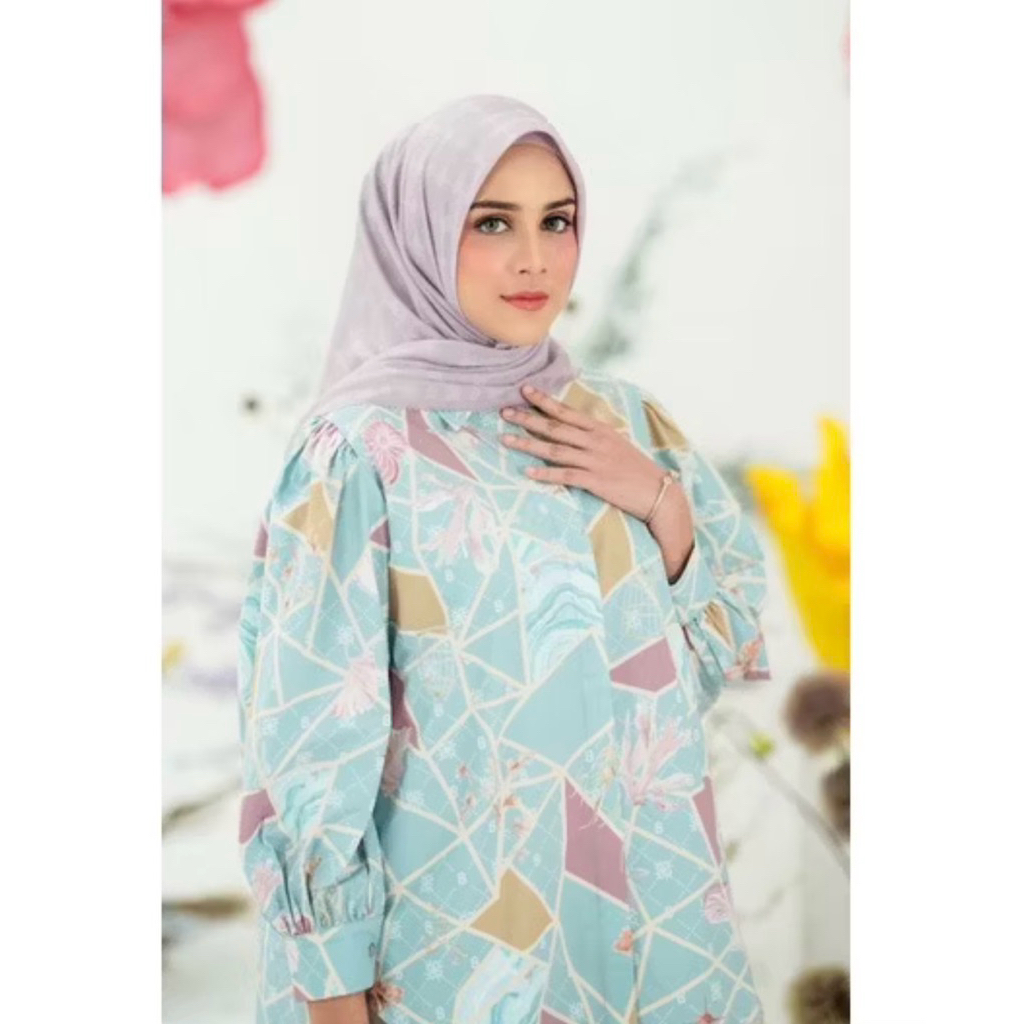 Buttonscraves x riamiranda Astera Top
