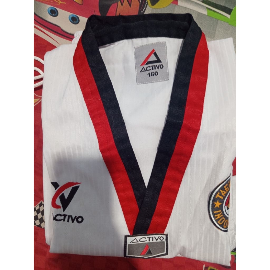 Dobok Taekwondo Activo PRELOVED ukurang 160