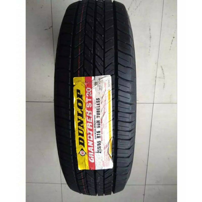 ban mobil 215 65 R16 xtrail terios rush 215/65 R16 Dunlop Grandtrek ST20