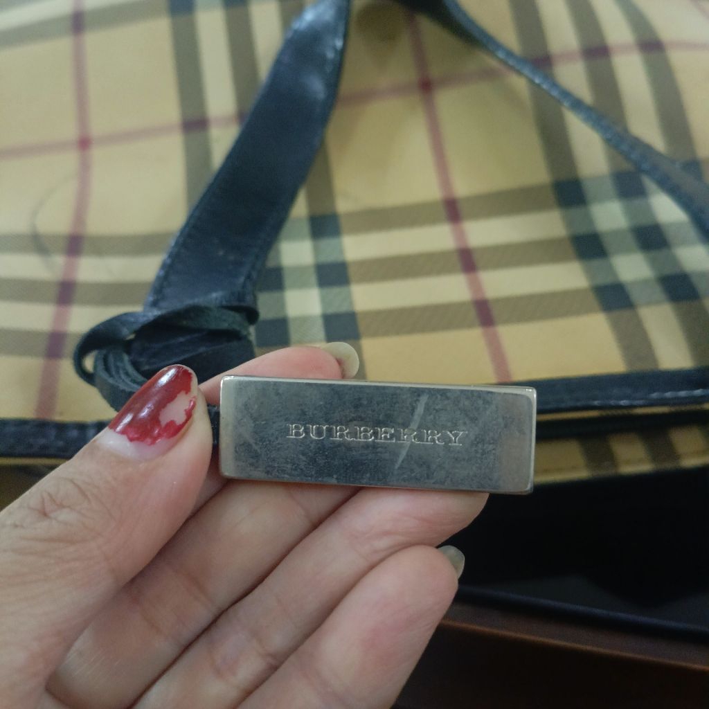 preload tas branded BURBERRY original
