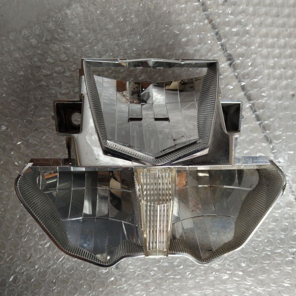 Replektor lampu depan yamaha xabre