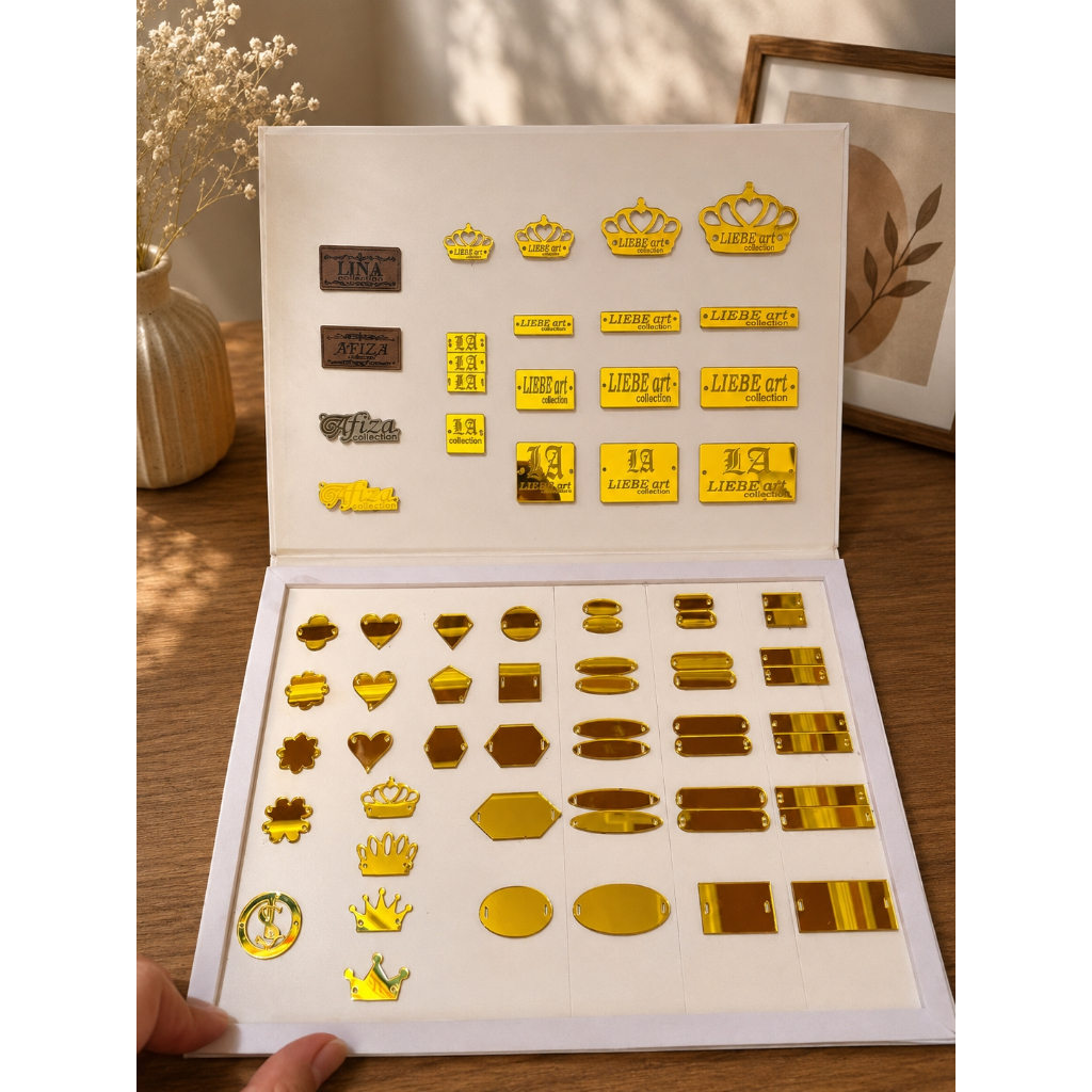 pin label hijab/gamis bahan akrilik