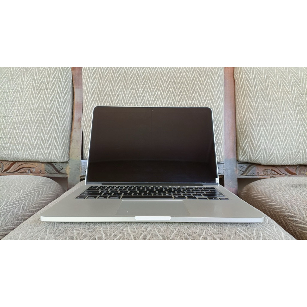 MACBOOK Pro 13 Inch tahun 2015