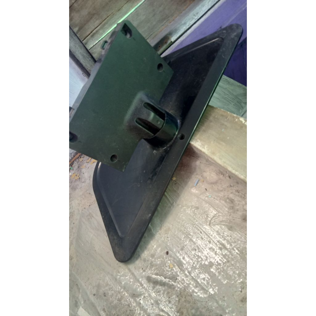 KAKI TV LG 47LN5400/50LN5400 (sama)