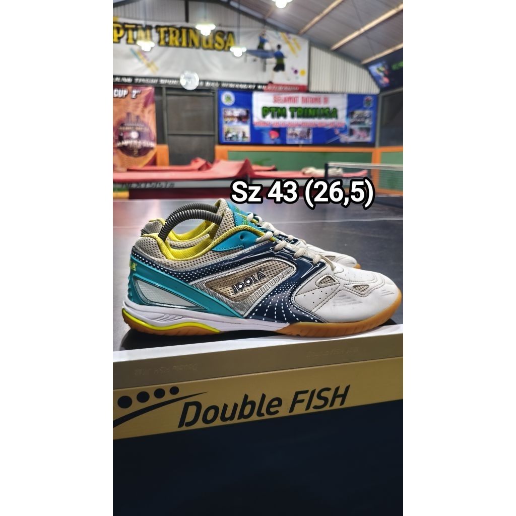 Sepatu tenis meja/pingpong second