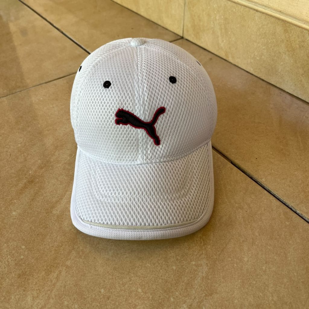 topi puma warna putih mulus