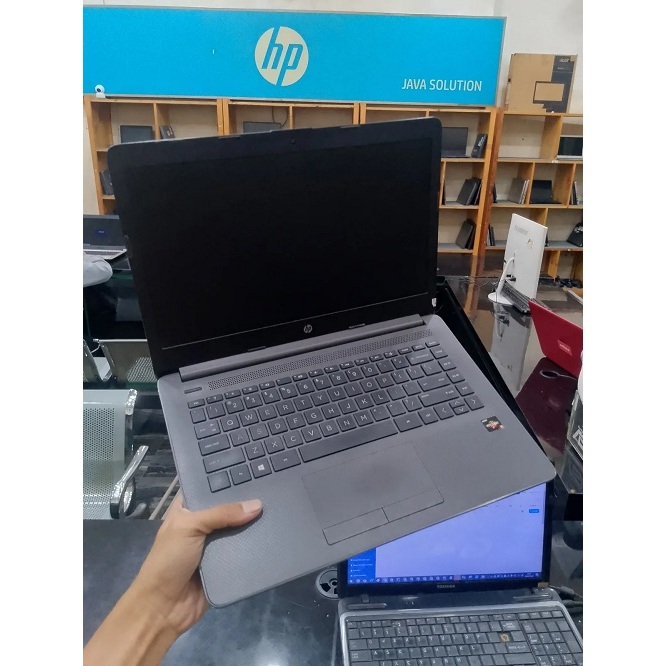 HP 245 G7 AMD Ryzen 3 3250U Ram 4Gb Ssd 256Gb SCU24362