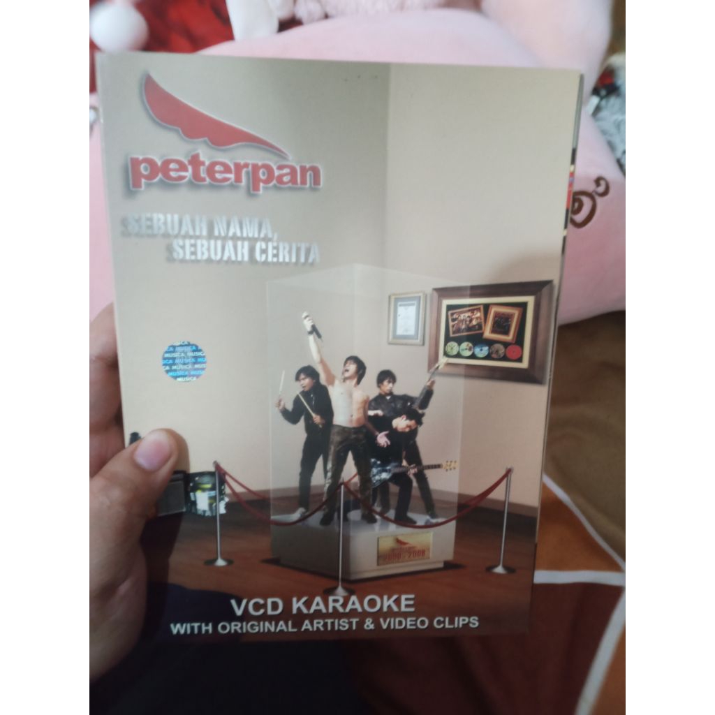 VCD musik Indonesia Peterpan sebuah nama sebuah cerita