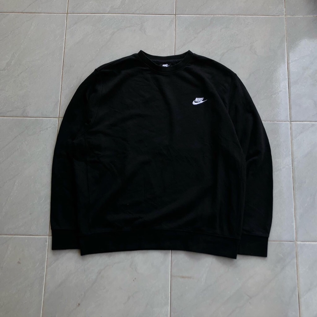 CREWNECK NIKE BLACK SMALL LOGO SWOOSH