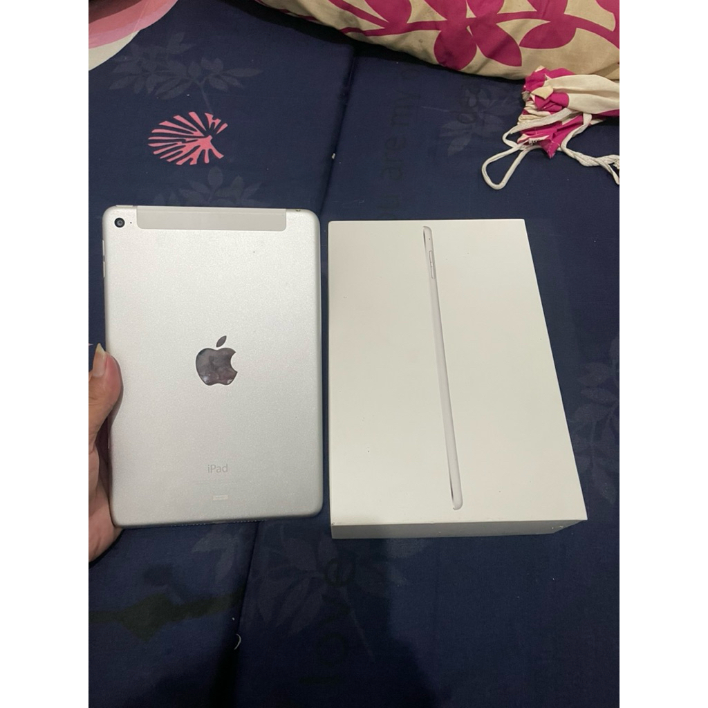 iPad Mini 4 iOS 15 penyimpanan 32GB minus LCD mesin aman jual murah aja