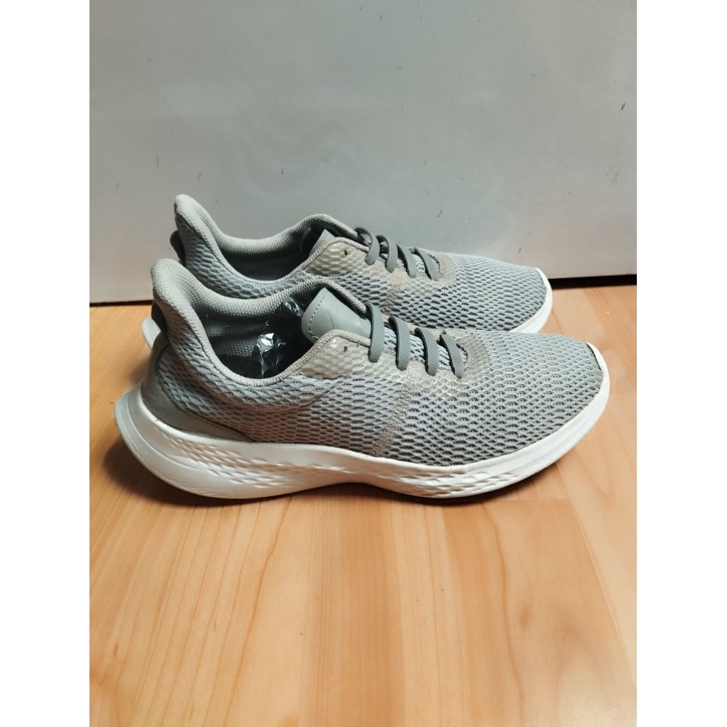 Sepatu Running Sneaker Brodo Size 41