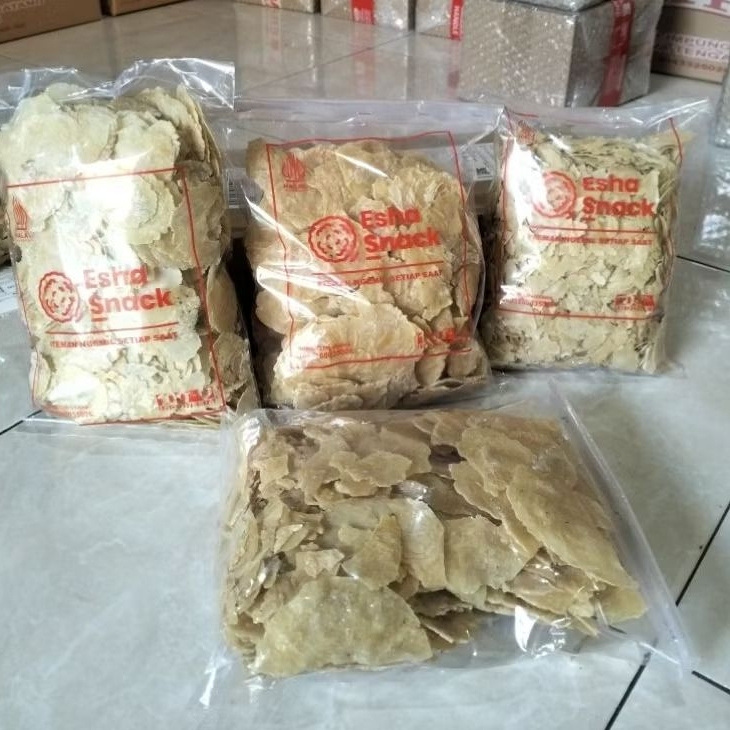 Esha Snack emping melinjo mentah sortiran, rijekan, patahan, dan remukan