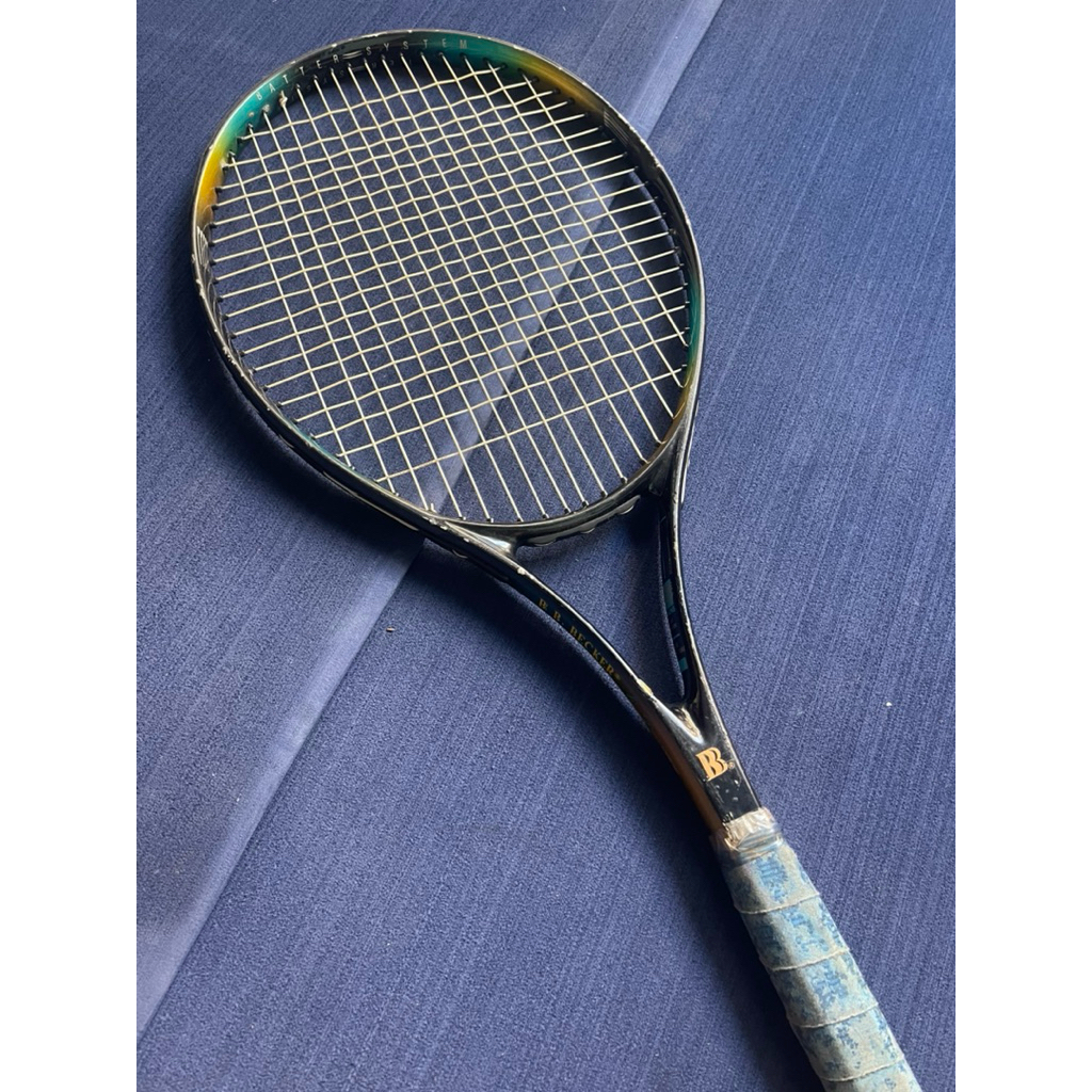 raket tenis B.B. Becker (Boris Becker) seri 4.2 Carbonium Racquet.