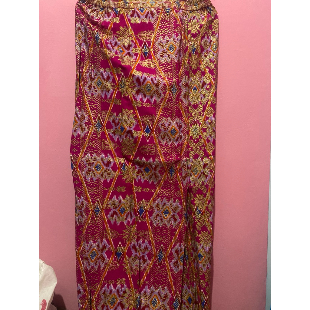 PRELOVED Rok Songket