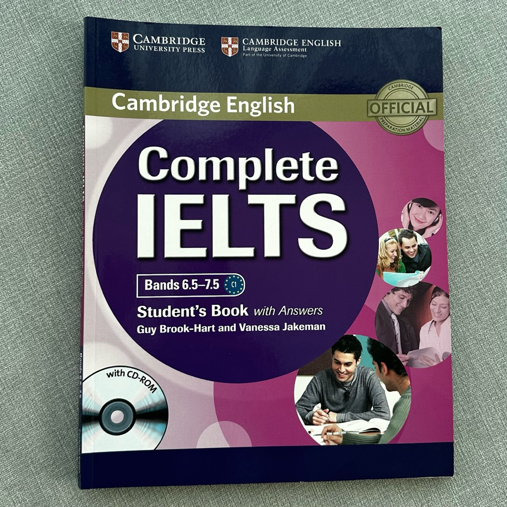Complete IELTS C1 level Student's Book with Answers with CD-ROM Cambridge English First Language Eng