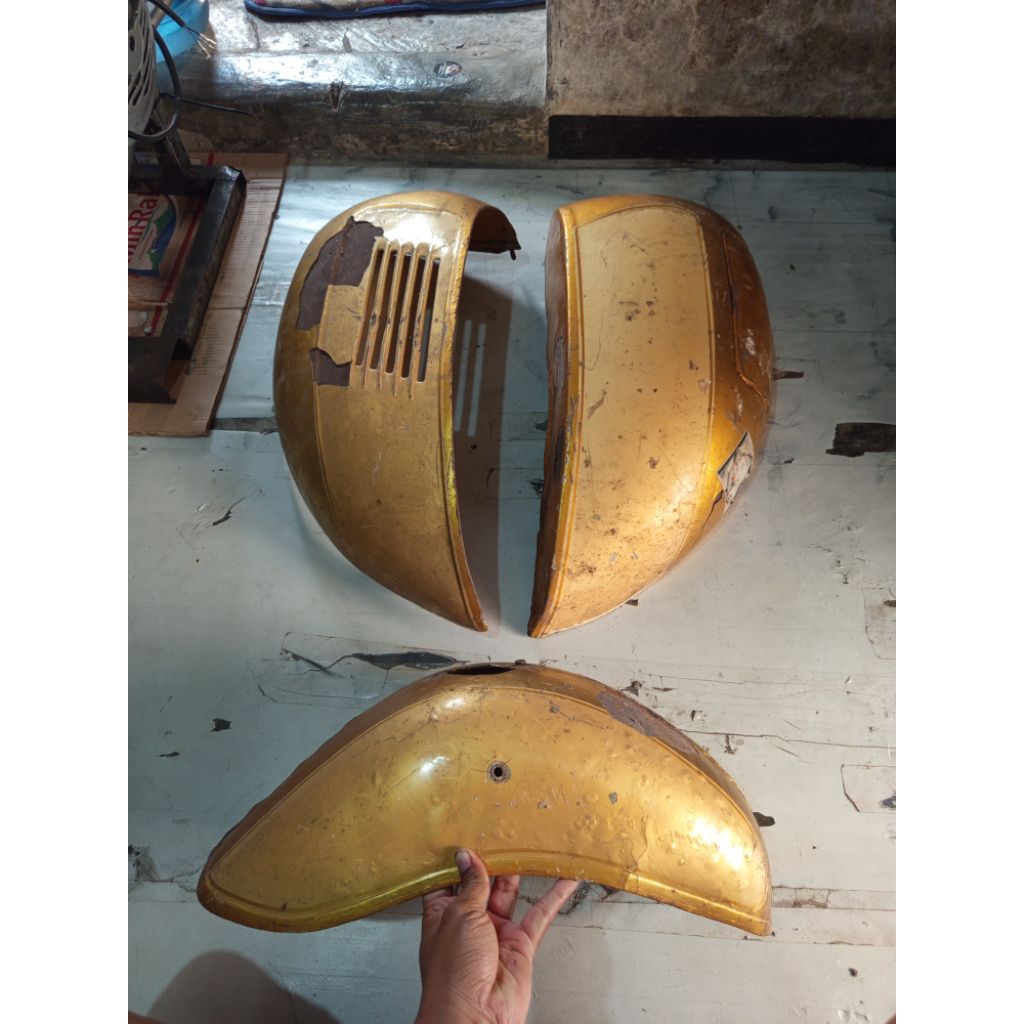 Tepong dop vespa dan spakbor vespa super repro vbb