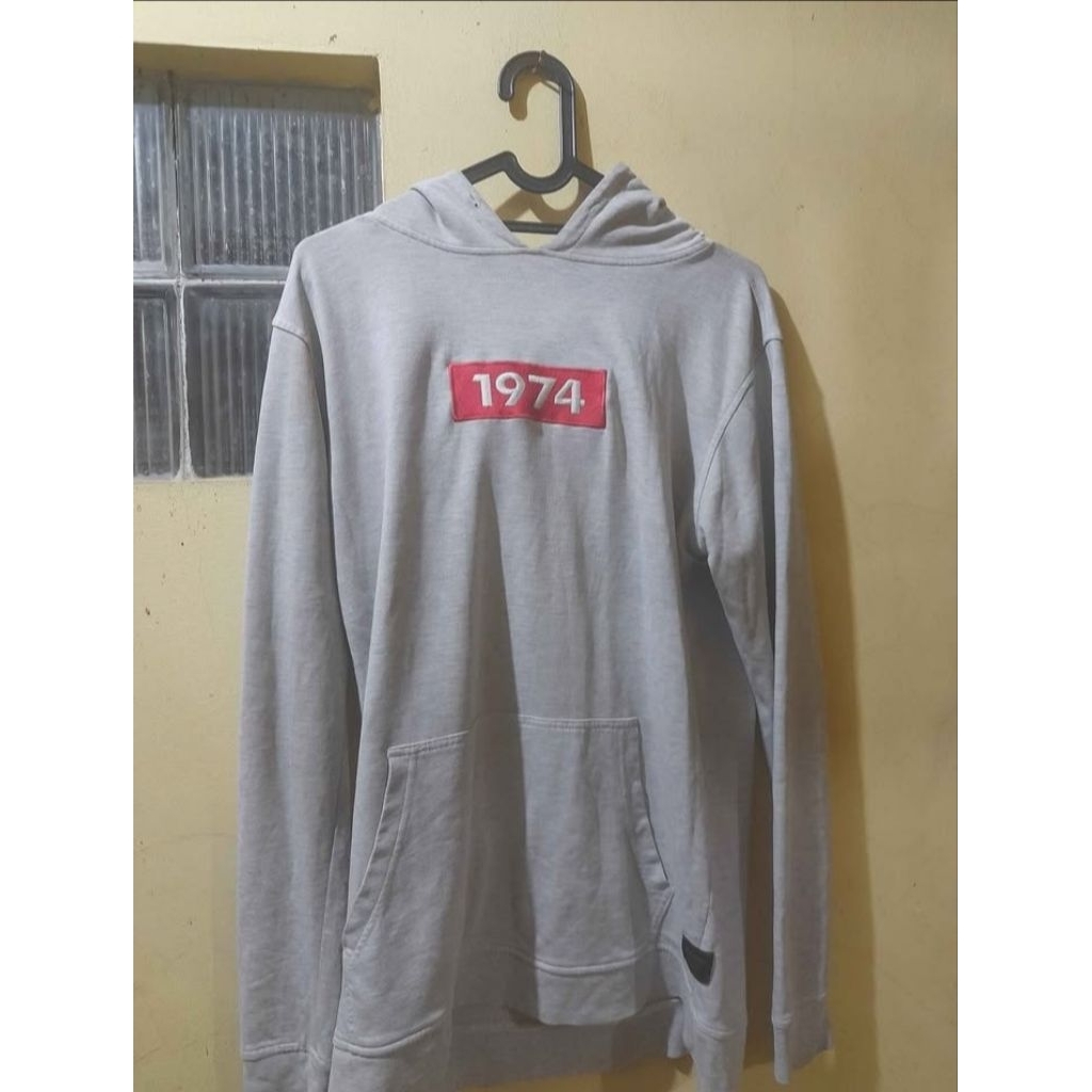 hoodie tirajeans size M luar mulus grey