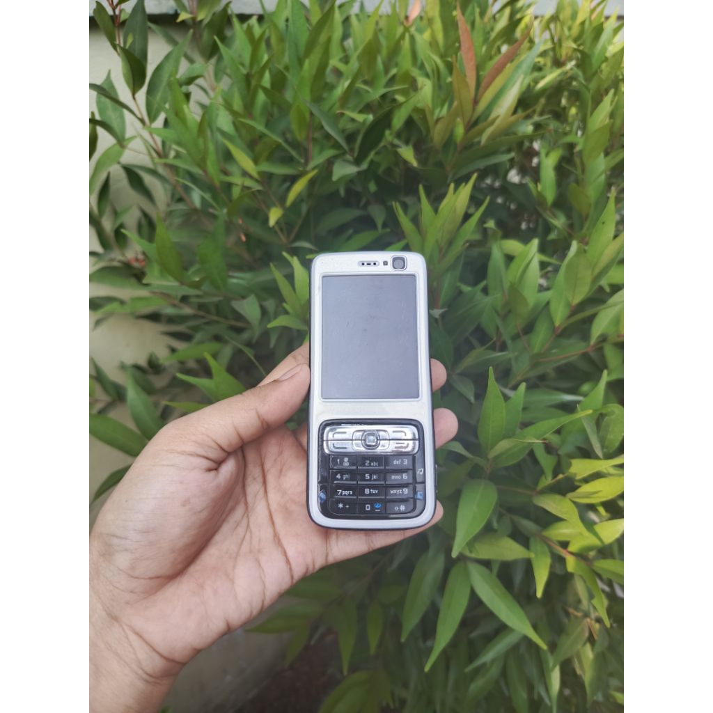 Nokia N73