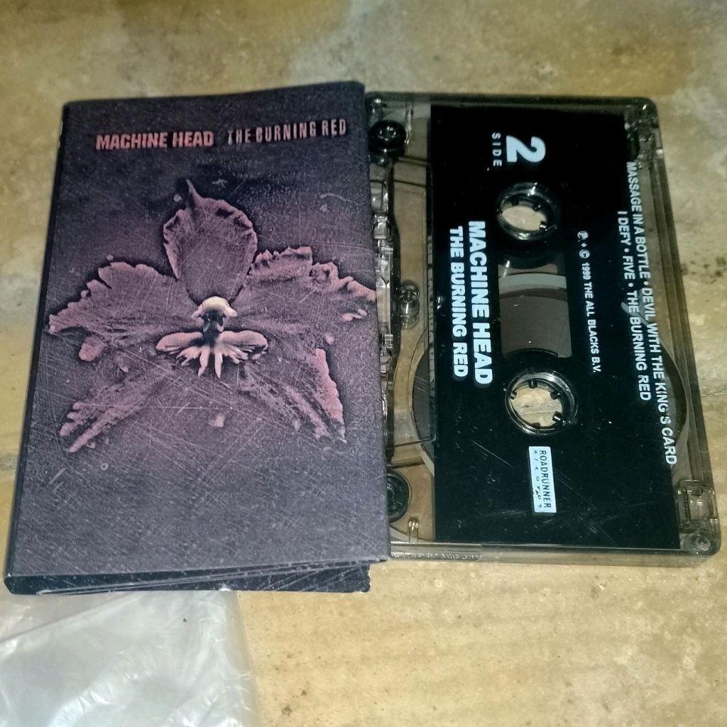 kaset pita:Machine head-The Burning Red