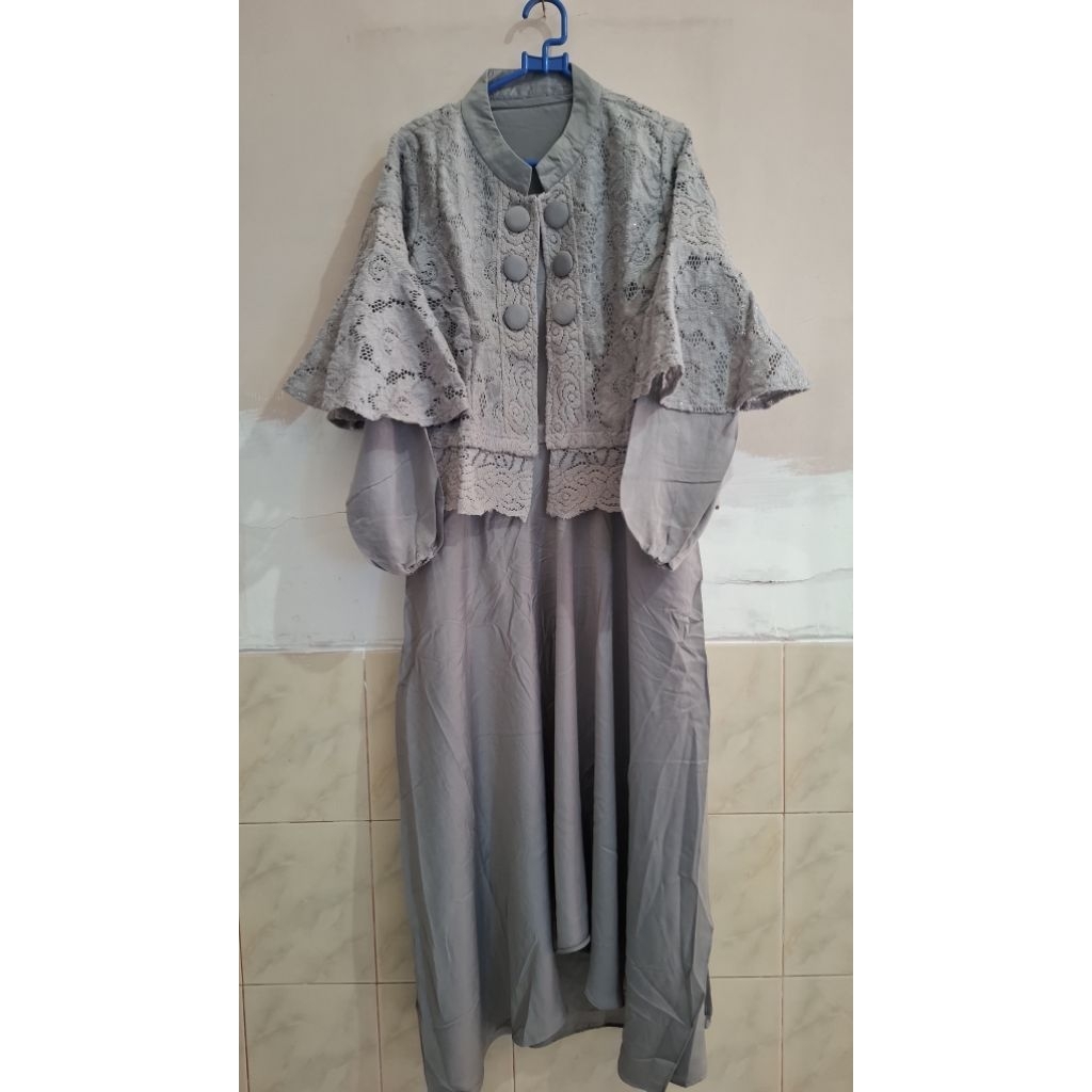 Preloved Gamis Rompi Brokat