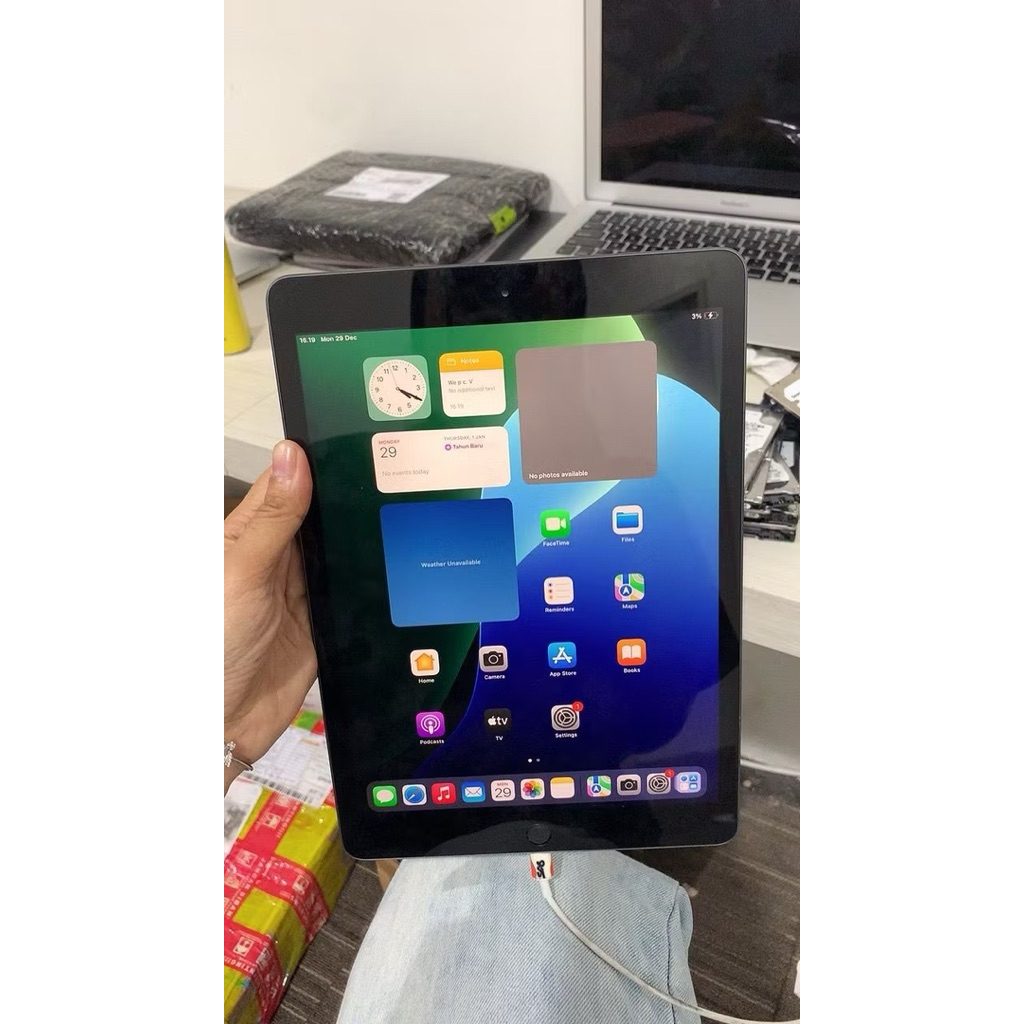 IPAD GEN 8 128gb / WIFI ONLY