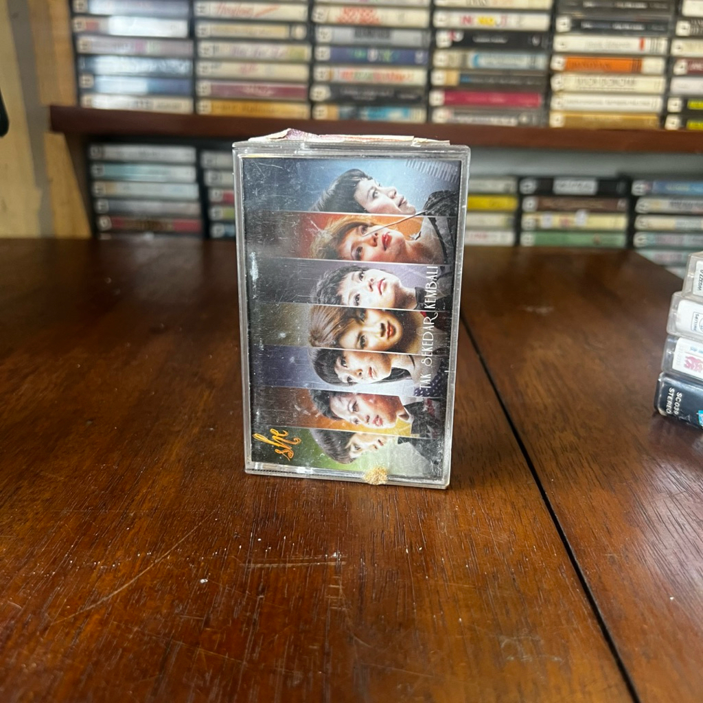 Kaset Pita Band She Tak Sekedar Kembali