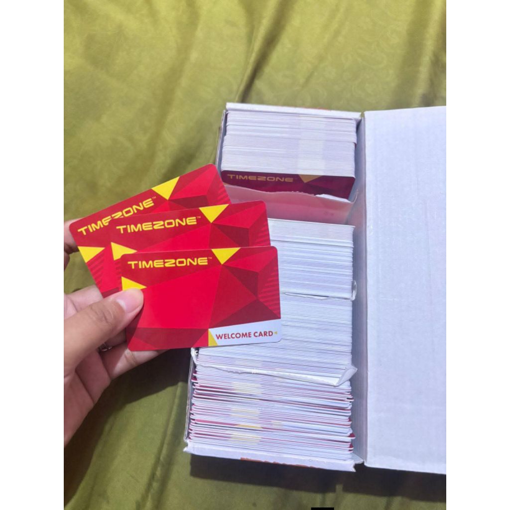 Timezone Card Merah